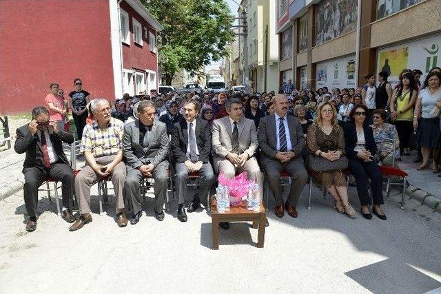 Belde Evleri Kursiyerlerinin El Emeği Sergisi