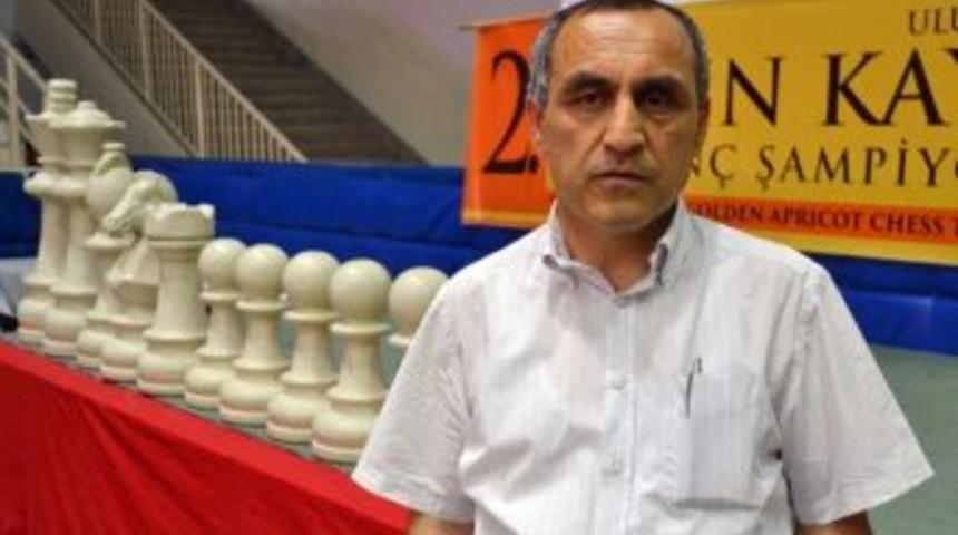 2. Uluslararası Altın Kayısı Satran&ccedil; Turnuvası Devam Ediyor