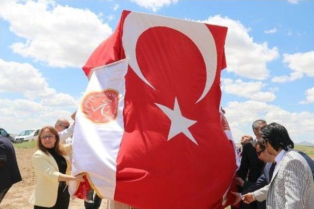 Soma&rsquo;da Hayatını Kaybeden Maden İş&ccedil;ileri İ&ccedil;in Anıt 1