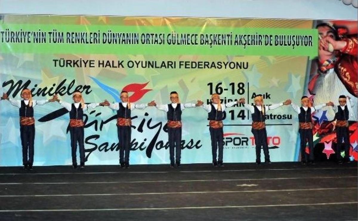 Akşehir&rsquo;deki Halkoyunları Şampiyonasında İlk Birincilik Erzurum&rsquo;un