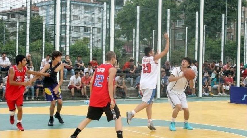Yalova&rsquo;da Basketbol Ş&ouml;leni