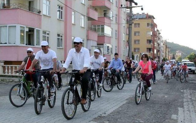 'genciz Gençlerleyiz' Projesi Bozkurt’ta Herkesi Bisiklete Bindirdi