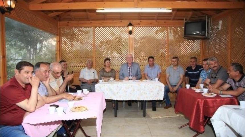 Başkan Kurt G&ouml;ztepe Ve B&uuml;y&uuml;kdere'de Vatandaşlarla Buluştu