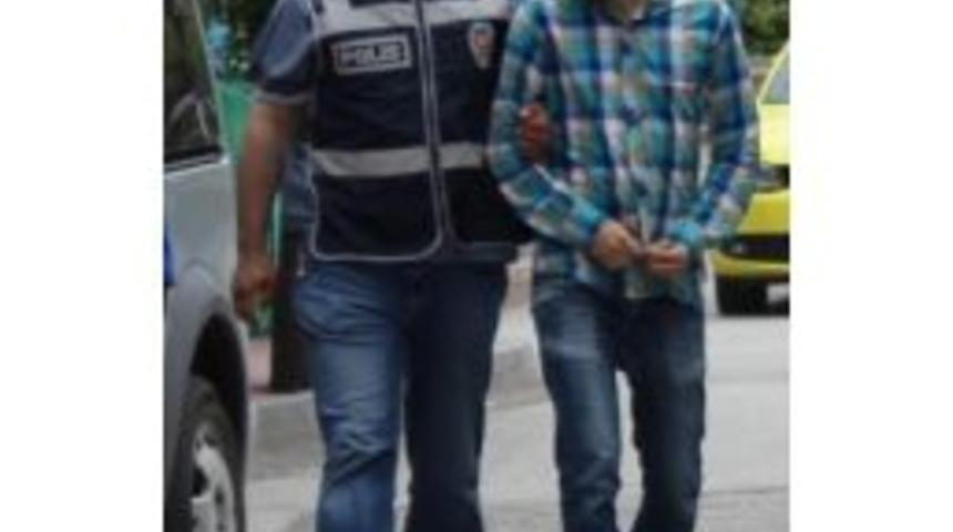 Eskişehir&rsquo;de Bı&ccedil;aklı Kavga: 3 Yaralı