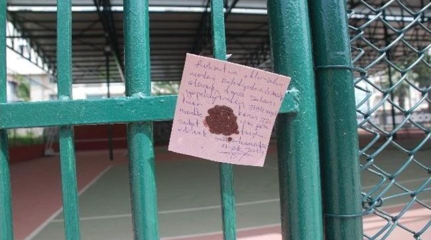 Aydın&rsquo;da Spor Tesisi M&uuml;h&uuml;rlendi