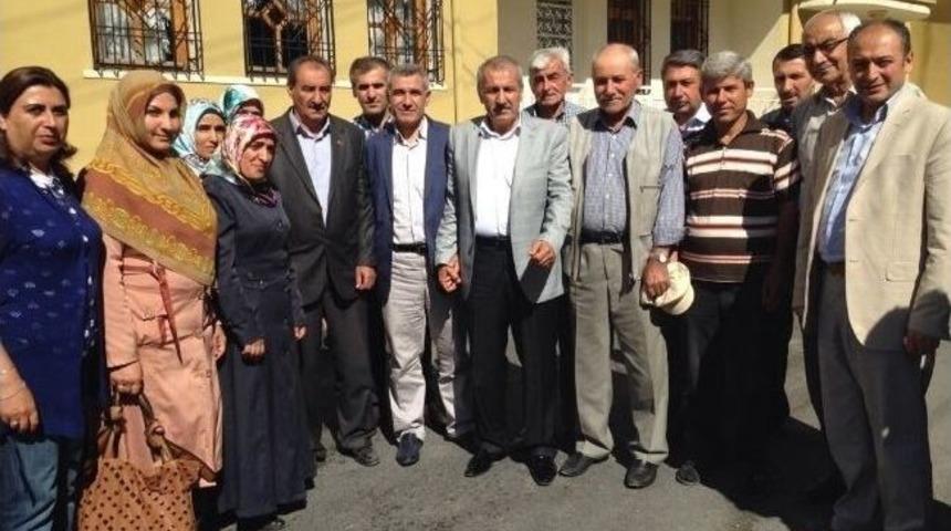 Ak Parti Malatya Milletvekili Mustafa Şahin 3 Mahalleyi Ziyaret Etti