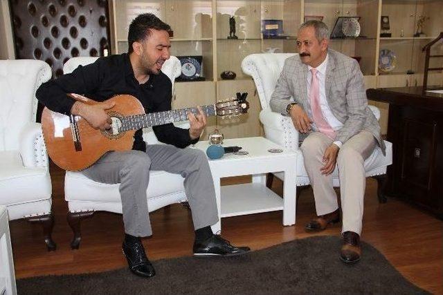Gaziantepli Öğretmen Trt Müzik’in Yarışmasında Finale Kaldı 1