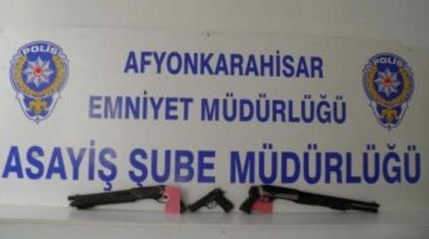 Polis D&uuml;ğ&uuml;n Magandalarını Affetmedi