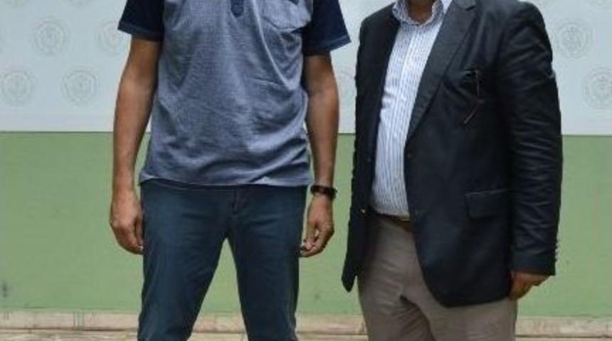 Gazi Hocasına Kavuştu