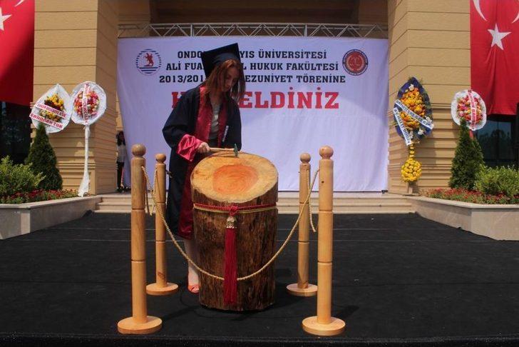 Ali Fuad Başgil Hukuk Fakültesi'nde Ilk Mezuniyet Töreni G3