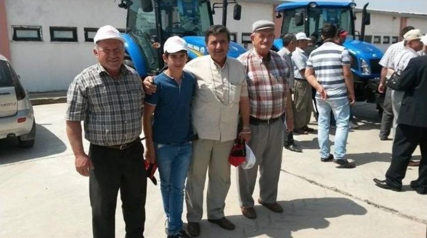 Eskişehir Ge&ccedil;it Kuşağı Tarımsal Araştırma Enstit&uuml;s&uuml;&rsquo;nde Tarla G&uuml;n&uuml;