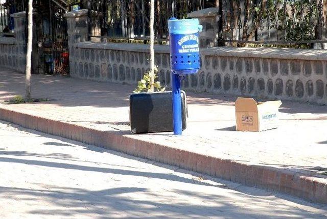 Siverek te Jandarma Komutanlığı &Ouml;n&uuml;ne Bırakılan Ş&uuml;pheli Valiz Korkuttu 1