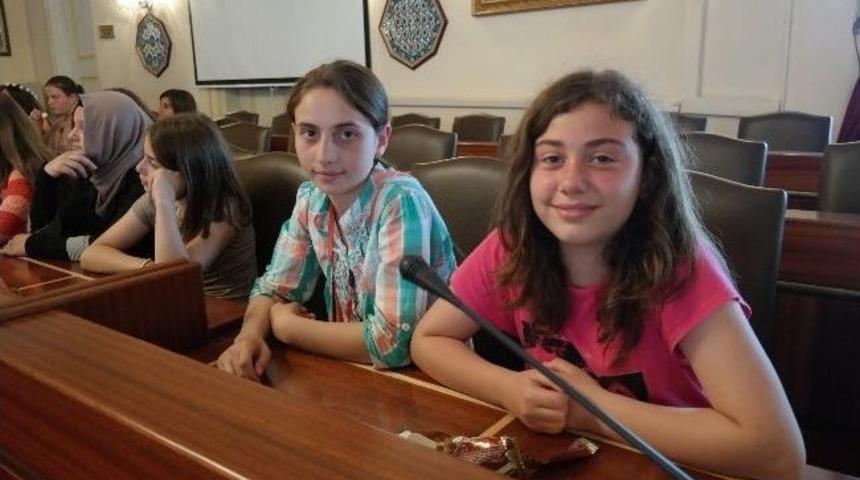 &Uuml;sk&uuml;p&rsquo;ten Bursa&rsquo;ya Dostluk Yolculuğu