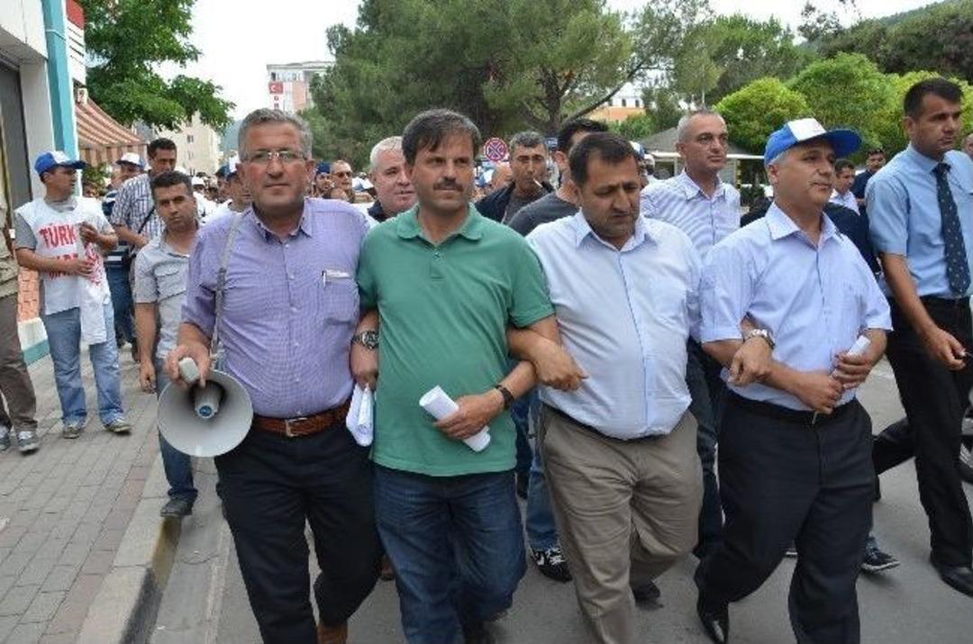 Soma'da Maden İş&ccedil;ilerinden Taşeronlaşmaya Karşı Eylem