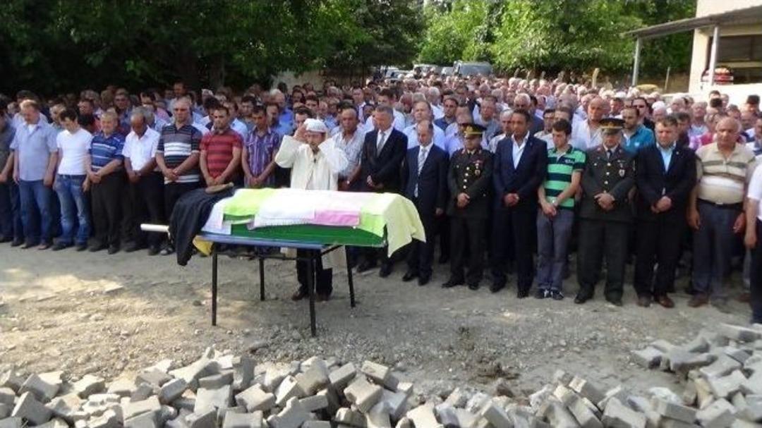 Kazada Hayatını Kaybeden Muhtar Son Yolculuğuna Uğurlandı