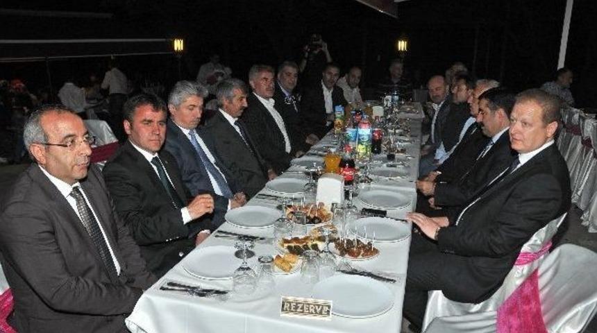 Bu D&uuml;ğ&uuml;ne 3 Vali, 2 Belediye Başkanı Ve 3 Rekt&ouml;r Katıldı