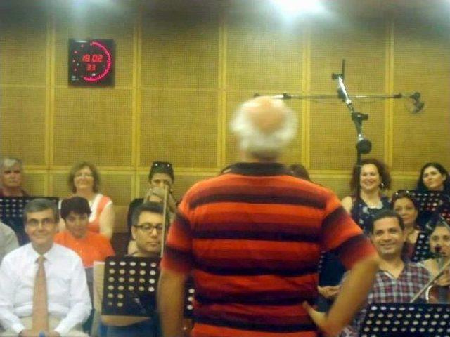 Nazilli T&uuml;rk Sanat M&uuml;ziği Korosu Trt Nağme&rsquo;de Canlı Yayına &Ccedil;ıktı 1