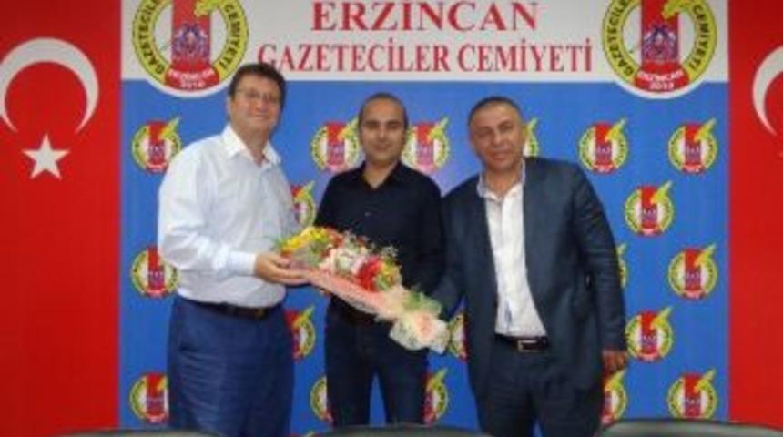 Nezihi Tosuncuk Erzincan Refahiyespor 'un Başına Getirildi