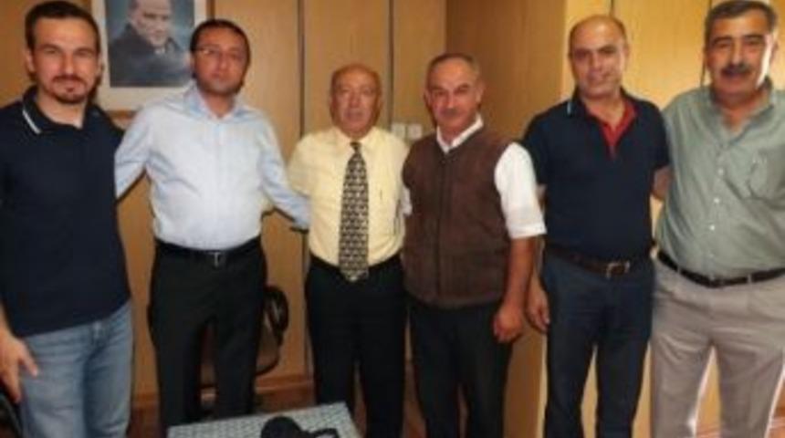 Avanos Belediye Başkanı İsmet İnce, Avanos Esnaf Ve Sanatkarlar Oda Başkanı &Ccedil;elik'i Ziyaret Etti