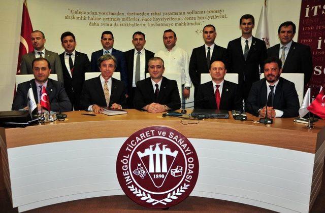 Türkiye İş Bankası Yönetim Kurulu Başkanı Özince: 1