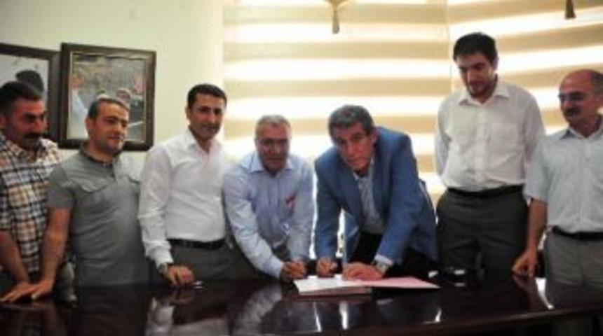 Bal&ccedil;ova&rsquo;dan Belediye İş&ccedil;ilerine Zam