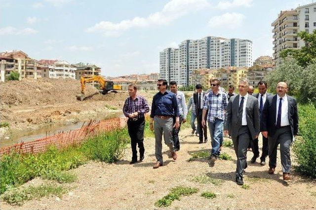 Başkan Ak G&uuml;m&uuml;şdere Vadisi İnşaatını İnceledi 1