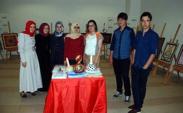 Nazillili İmam Hatip Öğrencileri Eserlerini Aydın’da Sergiledi