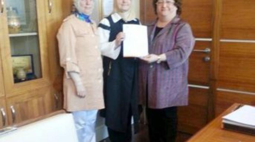 &Ouml;zsabuncu Kadın Kolları Başkanı Oldu