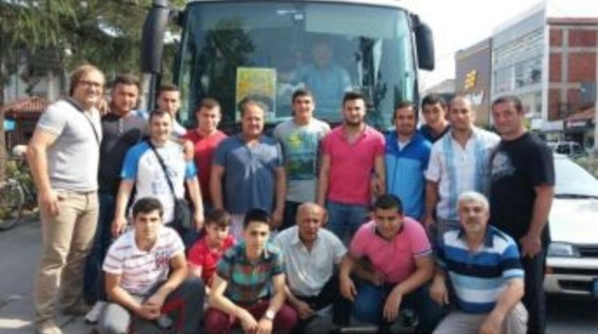 Yağlı G&uuml;reş&ccedil;iler Kırkpınar&rsquo;a Yola &Ccedil;ıktılar