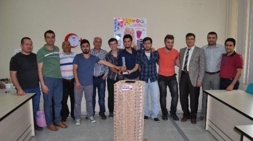 En İyi Deprem Performansı &Ouml;zel &Ouml;d&uuml;l&uuml;n&uuml; Aldılar