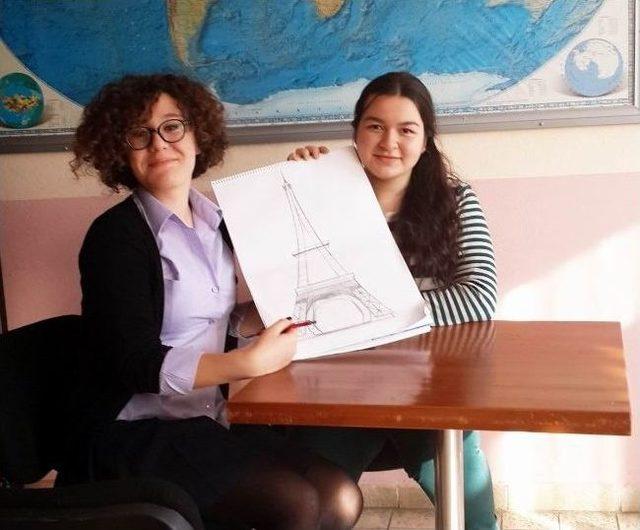 Edremit’teki Öğretmen Lisesi’nde Etwinning Çalışması