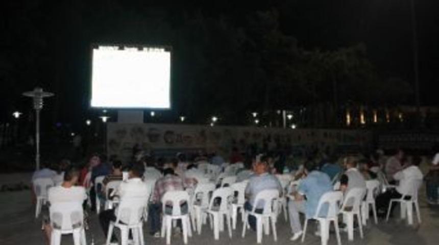 Gebze Meydanında D&uuml;nya Kupası Heyecanı