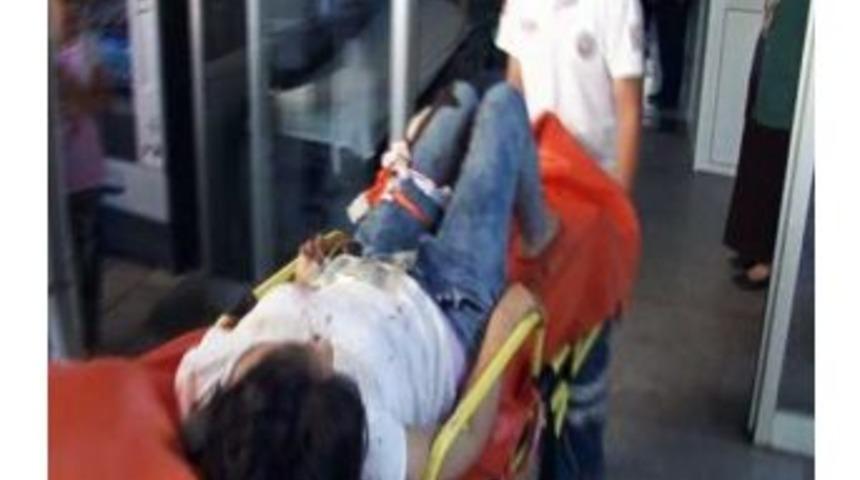 Eski Eşi Olduğu İddia Edilen Şahıs Tarafından 13 Yerinden Bı&ccedil;aklandı