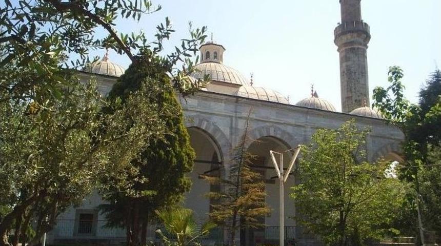 Tarih&icirc; Caminin Silueti Korunacak