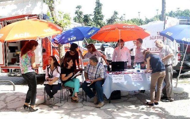 Mersin 112 Başhekimliği Ekipleri Vatandaşları Bilgilendirdi