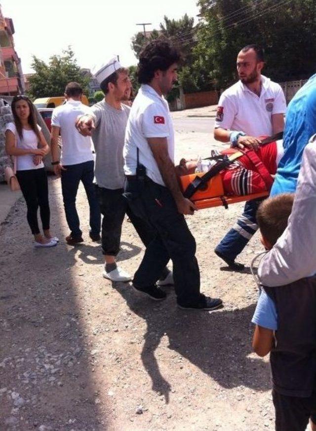 Motosikletle Bisiklet Çarpıştı: 1 Yaralı 1