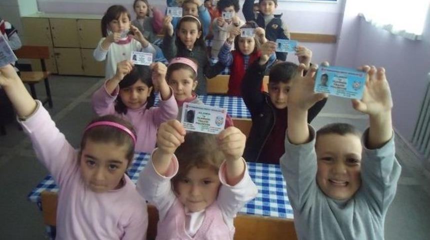 Afyonkarahisar&rsquo;da "ailemin Ve &Uuml;lkemin Trafik Polisiyim" Projesi