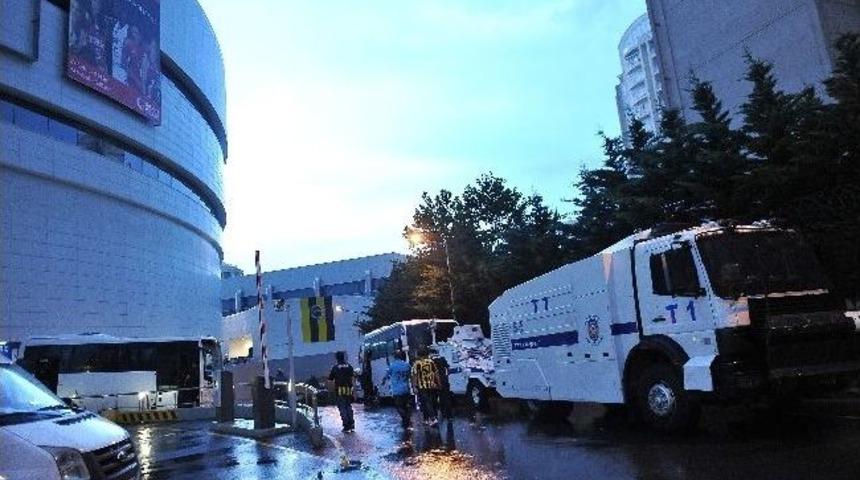 Fenerbah&ccedil;e &Uuml;lker Arena&rsquo;da Geniş G&uuml;venlik &Ouml;nlemleri Alındı