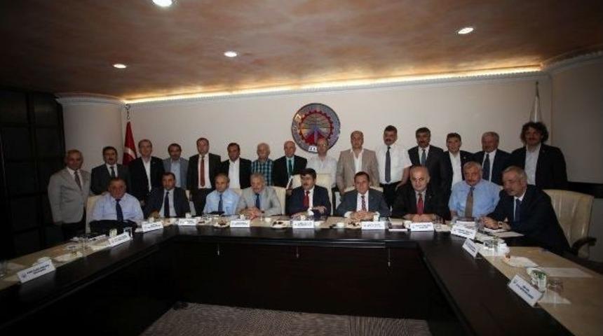 Trabzon İ&ccedil;in Gelişim Stratejisi 2014 Yılı İlk Toplantısı Yapıldı