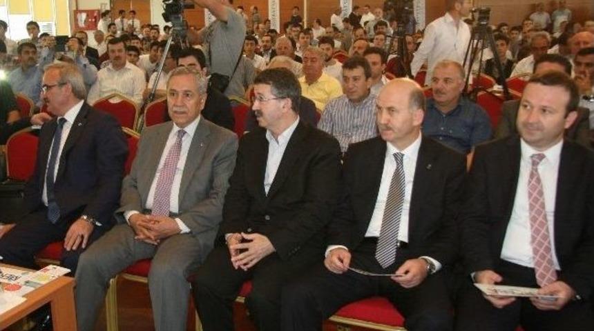 Başbakan Yardımcısı B&uuml;lent Arın&ccedil;: