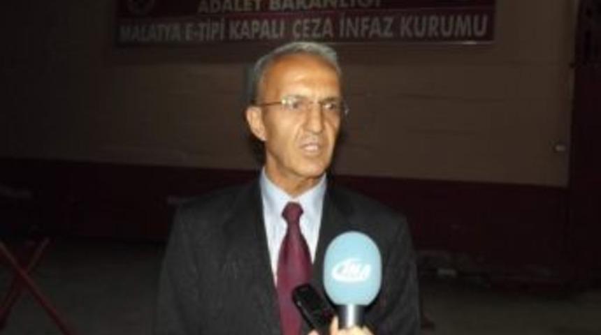 Kurmay Albay Ahmet K&uuml;&ccedil;&uuml;kşahin Tahliye Oldu