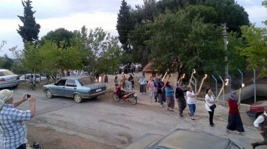 Alaşehir'in Horzumalayaka Mahallesi'nde Su İsyanı