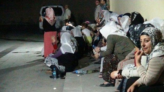 Dicle Nehri 2 Can Aldı, Bir Kişi De Kayboldu