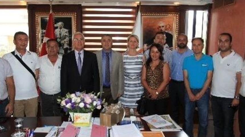 Başkan Selvitopu'na Meslekdaşlarından &Ouml;vg&uuml;