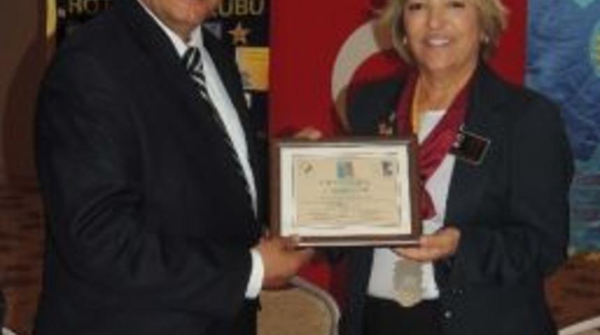 Bostanlı Rotary&rsquo;den Roman &Ccedil;ocuklara Destek