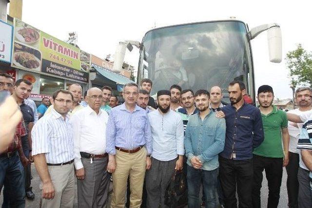 Başkan Köşker Gençleri Yalnız Bırakmadı