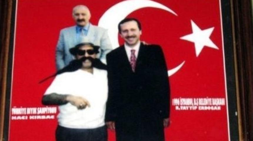 (&ouml;zel Haber) T&uuml;rkiye Bıyık Şampiyonu Kırba&ccedil;&rsquo;tan Başbakan Erdoğan&rsquo;a Tam Destek
