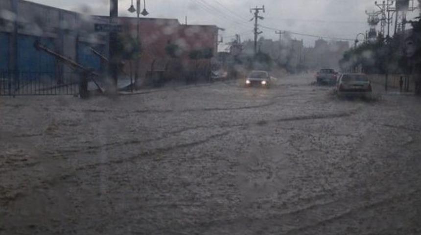 Hayrabolu'da Sağanak Yağmur