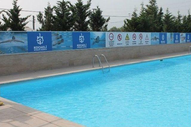 B&uuml;y&uuml;kşehir Havuzları A&ccedil;ıldı 1