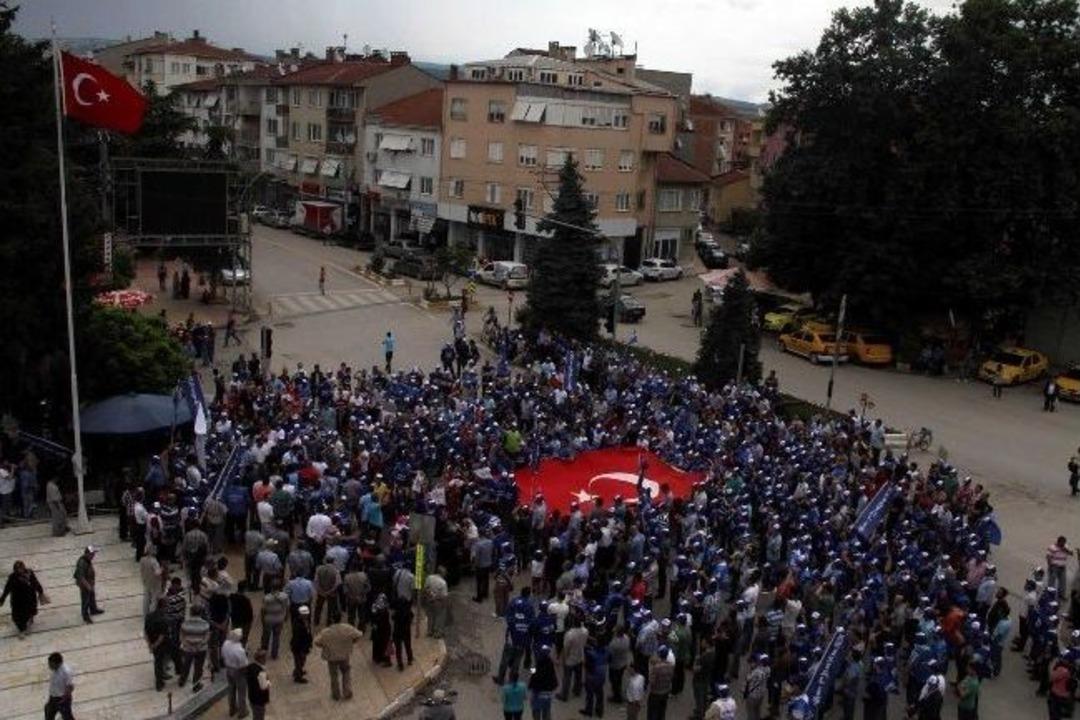 En K&uuml;&ccedil;&uuml;k Eylemci